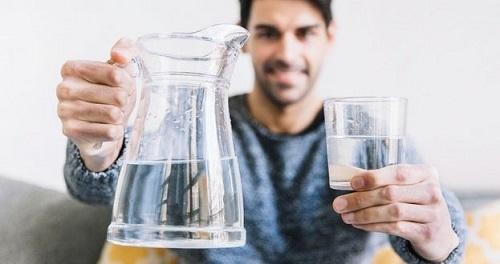 با خوردن آب ناشتا، لاغر شوید با خوردن آب ناشتا، لاغر شوید