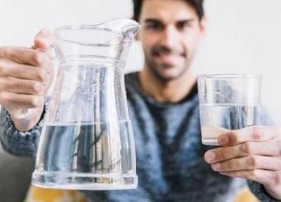 با خوردن آب ناشتا، لاغر شوید