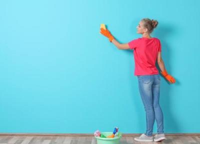 14 ترفند اصولی تمیز کردن دیوار رنگ شده و کاغذ دیواری